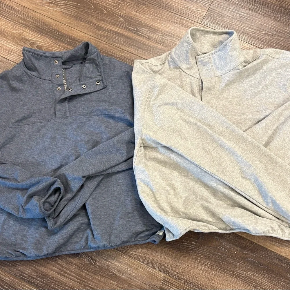 2 Woman’s Vuori Graphite Snap Mock Pullovers in Gray and Navy size large - Picture 3 of 8
